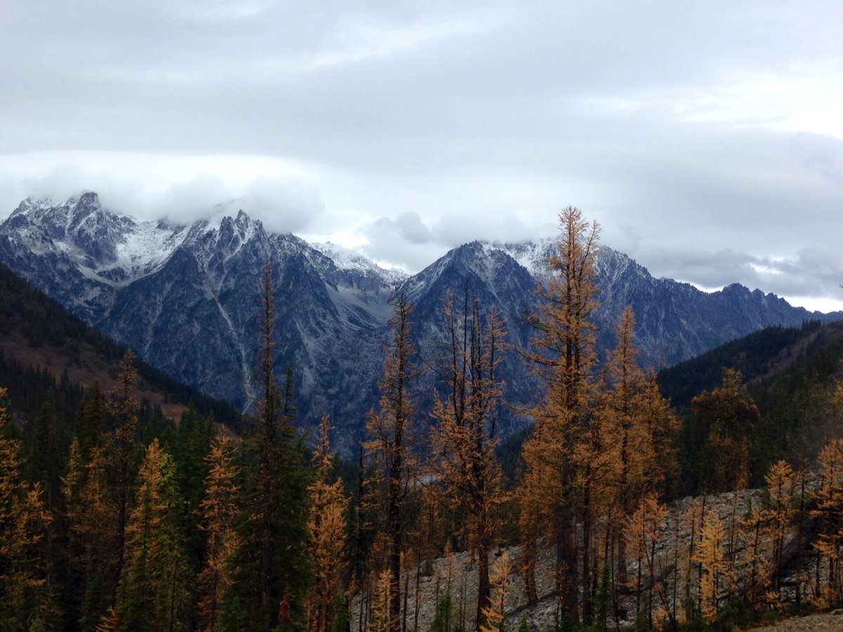 And clearer views on the way out. Gorgeous with the clouds!